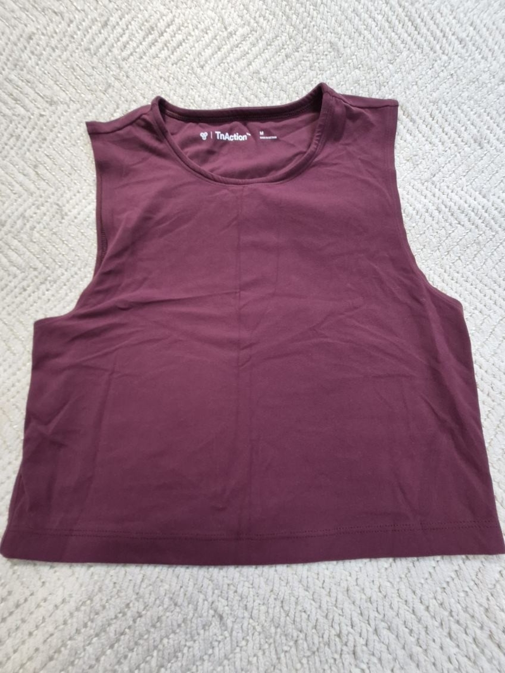 Aritzia TnAction TnaBUTTER Muscle Tank Womens M Burgundy Cropped Athletic Top
